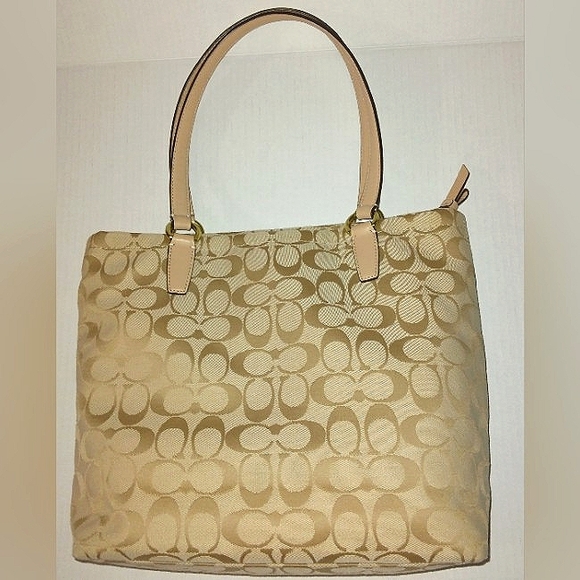 ☆Brand New☆Beautiful COACH Signature Stripe 12CM Emerald Zip Top Tote☆ - Picture 11 of 16